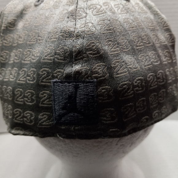 Air Jordan Embroidery 23 Flat Brim Gray Black Kids Boys Print 4-7 Fitted Hat Cap - Picture 7 of 12